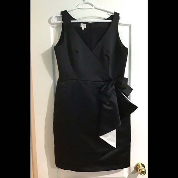 Dress - Picture 1 of 1